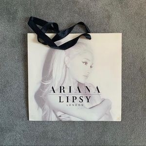 *ISO* Ariana Grande Lipsy Shopping Bag